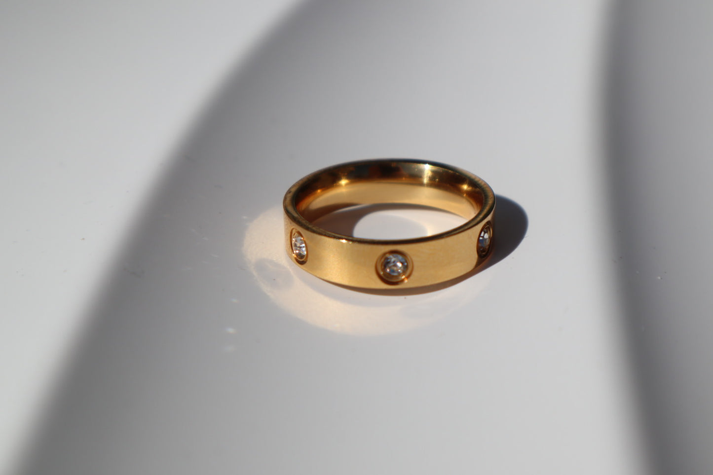 Amor Ring
