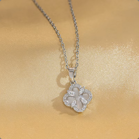 CLOVER SHINE KETTE SILBER